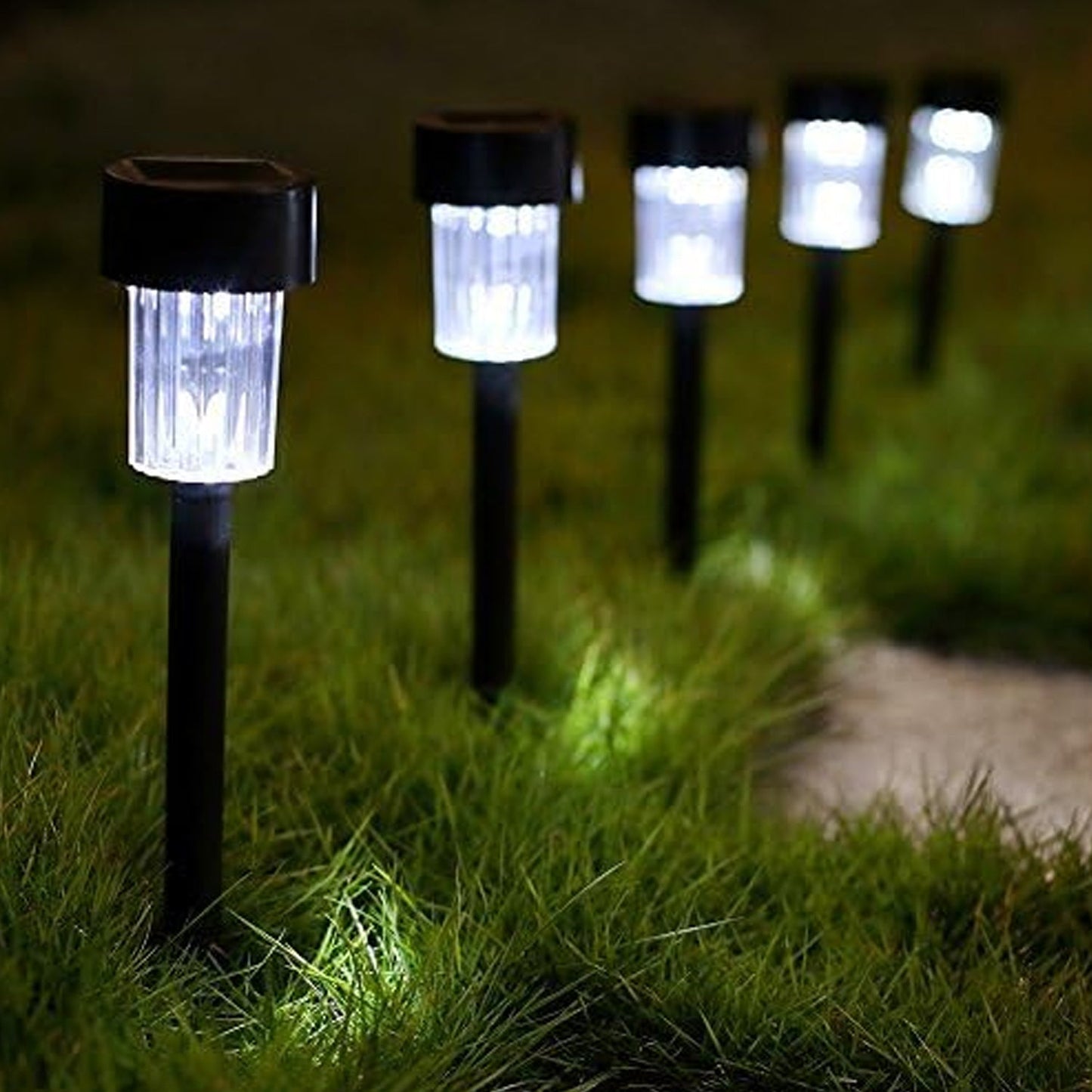 Solar Panel Led Spike Spot Light Landscape Garden Yard Path Lawn Outdors Solar Lamps, Waterproof Outdoor Decorative Landscape Lights for Garden, Patio, Yard, Walkway (MOQ :- 24)