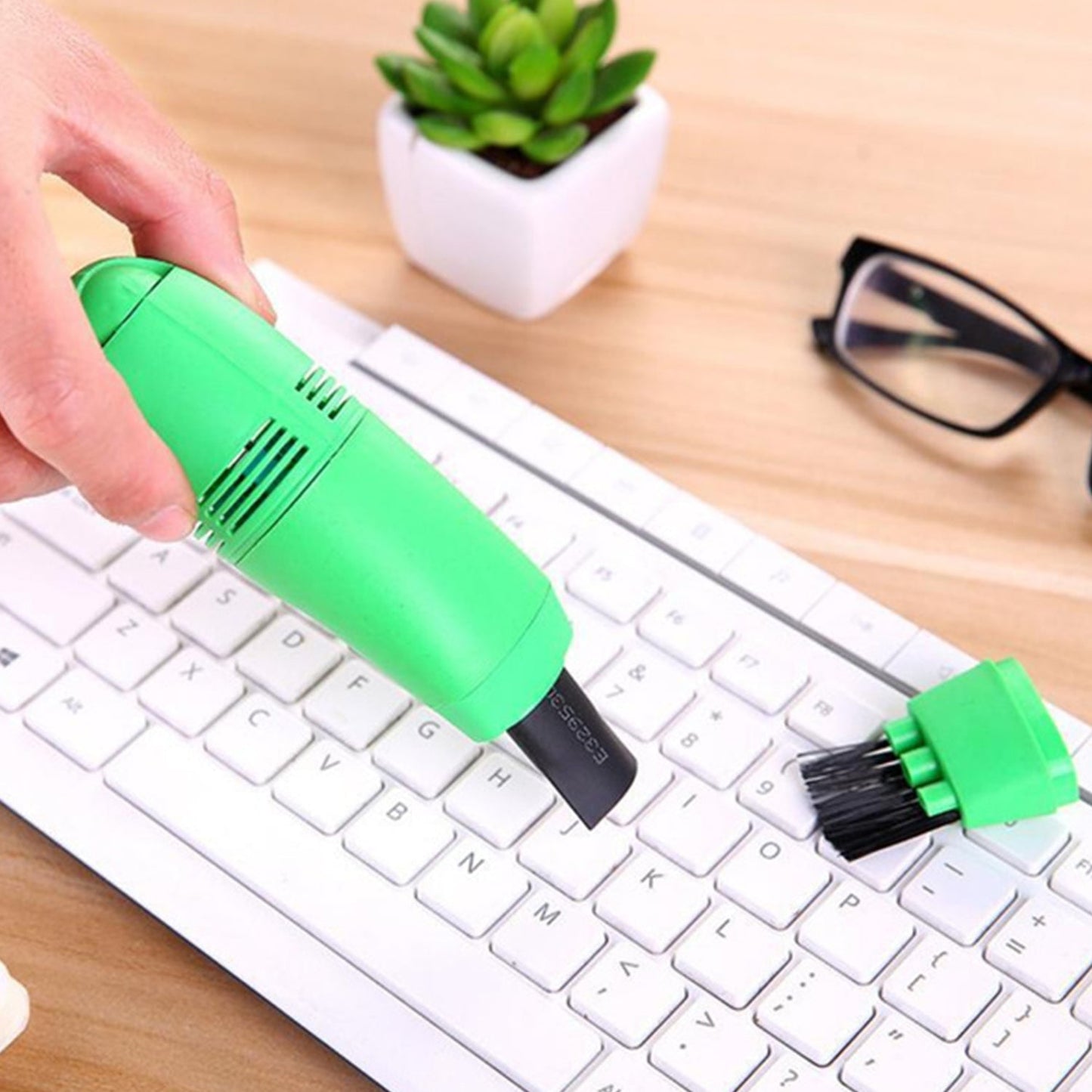 295 USB Computer Mini Vacuum Cleaner, Car Vacuum Cleaner 