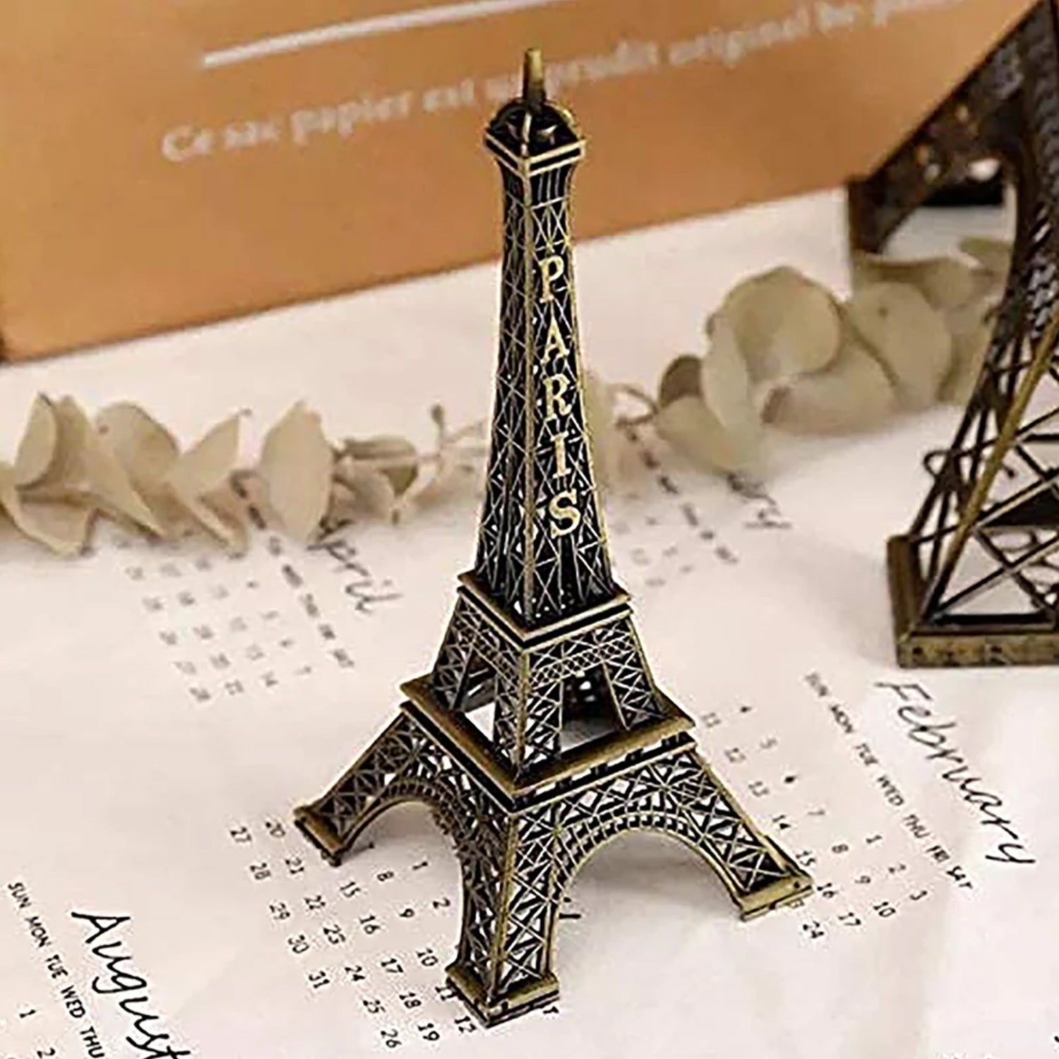 4733 Antique Finish 3D Metal Paris Eiffel Tower Metal Craft Famous Landmark Building Metal Statue, Cabinet, Office, Gifts Decorative Showpiece. 